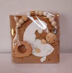 Neutrale kraamcadeau met een speenkoord en een baby kijkboek, Kinderen en Baby's, Kraamcadeaus en Geboorteborden, Ophalen of Verzenden