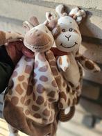 Sinterklaastip: nieuw - Giraffe Knuffeldoekjes met Bijtring, Ophalen of Verzenden, Nieuw, Rammelaar, Met geluid