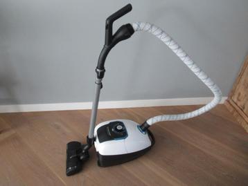 Stofzuiger Bosch Pro Silence Serie 8 Wit. In prima staat beschikbaar voor biedingen