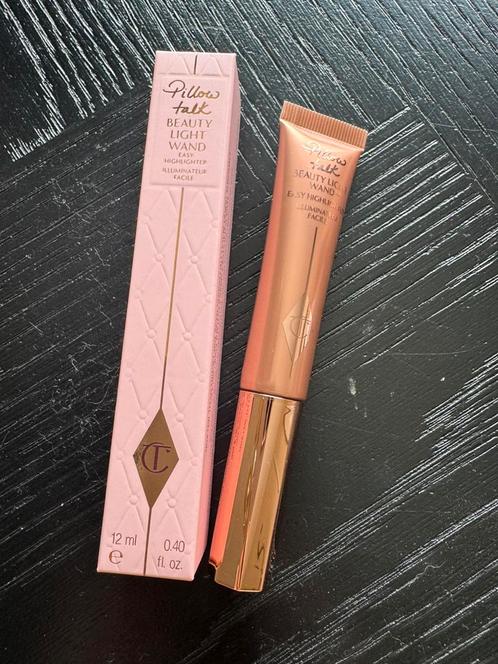 Charlotte Tilbury beauty light wand highligter pillow talk, Sieraden, Tassen en Uiterlijk, Uiterlijk | Cosmetica en Make-up, Nieuw