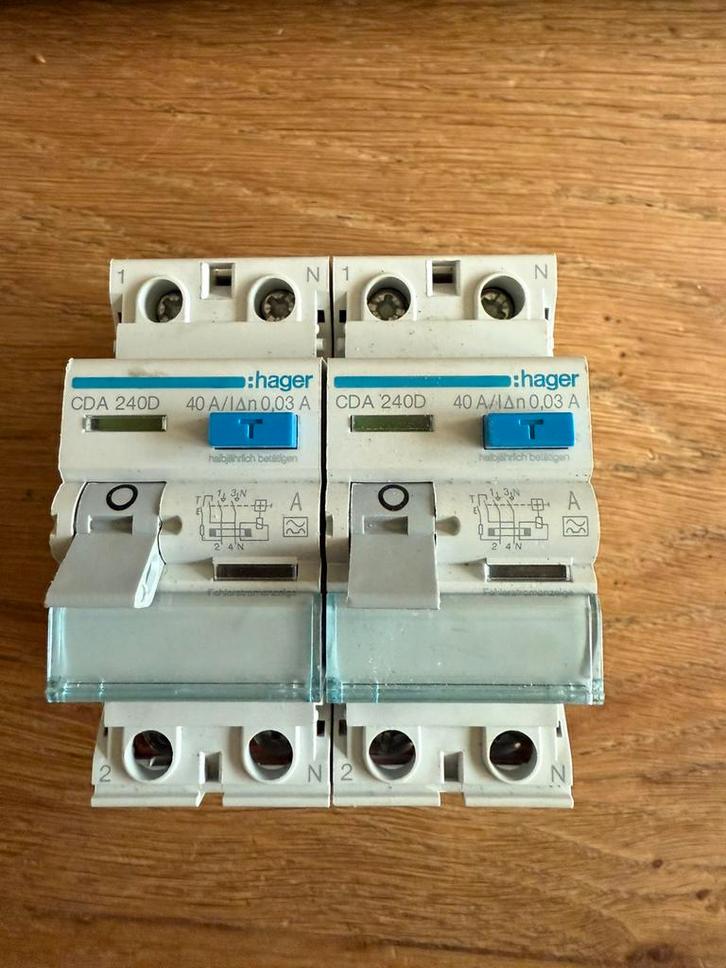 Hager CDA 240D aardlekautomaat 2x, Doe-het-zelf en Verbouw, Elektra en Kabels, Zo goed als nieuw, Overige typen, Ophalen of Verzenden