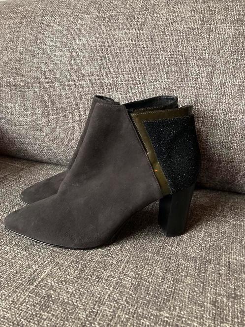 NALINI Zwart Taupe Leren Pumps Maat 39,5, Kleding | Dames, Schoenen, Zo goed als nieuw, Lage of Enkellaarzen, Zwart, Ophalen of Verzenden
