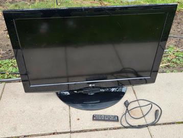 LG TV - Gebruikt, maar werkt nog prima! T.E.A.B beschikbaar voor biedingen