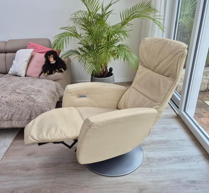 Relax Fauteuil leer draaibaar accu, Huis en Inrichting, Fauteuils, Gebruikt, Leer, Metaal, 50 tot 75 cm, Minder dan 75 cm, Ophalen
