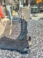 Hoge zwart suede laarzen maat 37, Kleding | Dames, Schoenen, Ophalen, Hoge laarzen, Bronx, Zwart