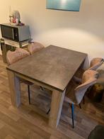 Tafel met stoelen satriani en minot van profijt, Huis en Inrichting, Ophalen of Verzenden, Zo goed als nieuw, 4 tot 6 stoelen