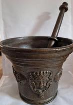 Antieke zware  bronzen vijzel met stamper, Antiek en Kunst, Ophalen of Verzenden, Brons