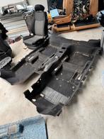 Vloer mat + isolatie golf V 3 deurs in nette staat!, Ophalen, Volkswagen, Aalsvoort 51D lochem, VW