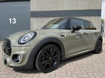 Mini Mini 1.5 Cooper JCW pakket Pano/Keyless/Navi beschikbaar voor biedingen