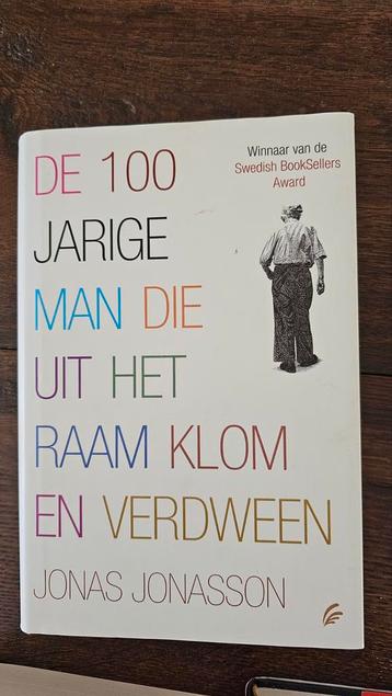 De 100-jarige man die uit het raam klom en verdween beschikbaar voor biedingen