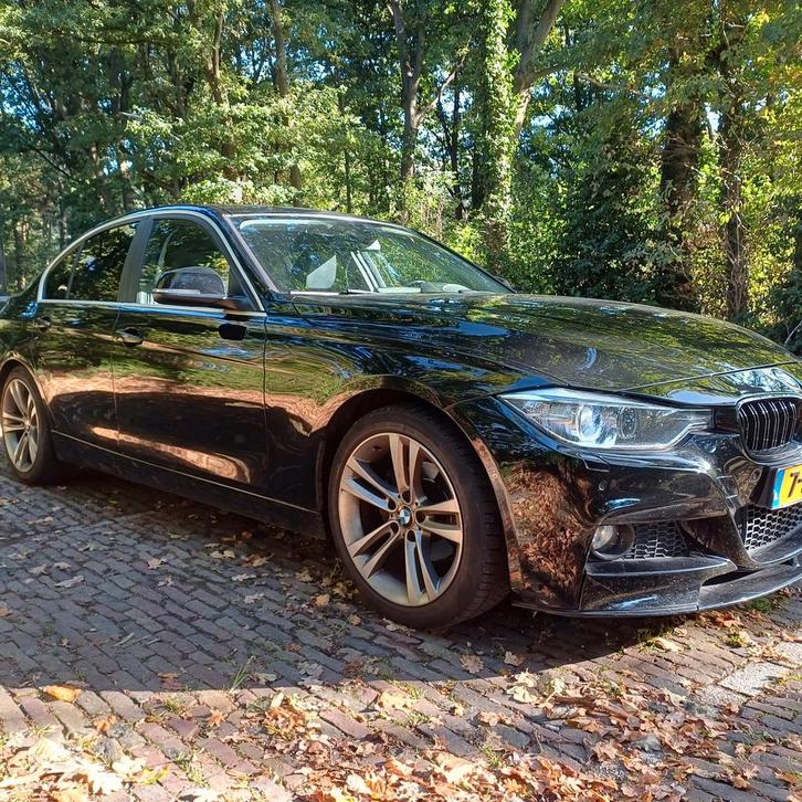 BMW 3-Serie 320i Efficientdynamics Edition 170pk 2013 Zwart, Auto's, BMW, Particulier, 3-Serie, ABS, Benzine, A, Sedan, Handgeschakeld
