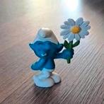 Rendez-vous smurf/Verliefde smurf met bloem, Ophalen of Verzenden, Gebruikt