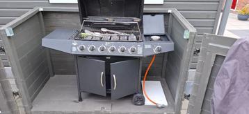 buiten barbeque beschikbaar voor biedingen