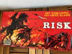RISK WERELDSPEL COMPLEET RODE DOOS , SPELREGELS (FOTO'S, Een of twee spelers, Ophalen of Verzenden, Zo goed als nieuw