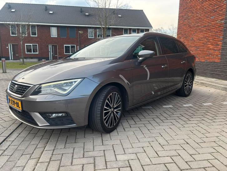 Seat Leon 1.4 Ecotsi ST XCELLENCE 150pk 2017 Grijs, Auto's, Seat, Particulier, Leon, ABS, Adaptieve lichten, Adaptive Cruise Control
