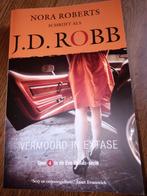 J.D. Robb - Vermoord in extase, Boeken, Thrillers, J.D. Robb, Ophalen of Verzenden, Zo goed als nieuw