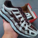 Nike P-6000 Glacier Blue Burgundy Crush - Maat 36.5, Kleding | Dames, Blauw, Nike, Nieuw, Ophalen of Verzenden