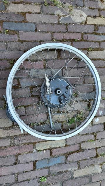 Spaakvelg motorfiets, 56 cm (22 inch) incl. trommelrem beschikbaar voor biedingen