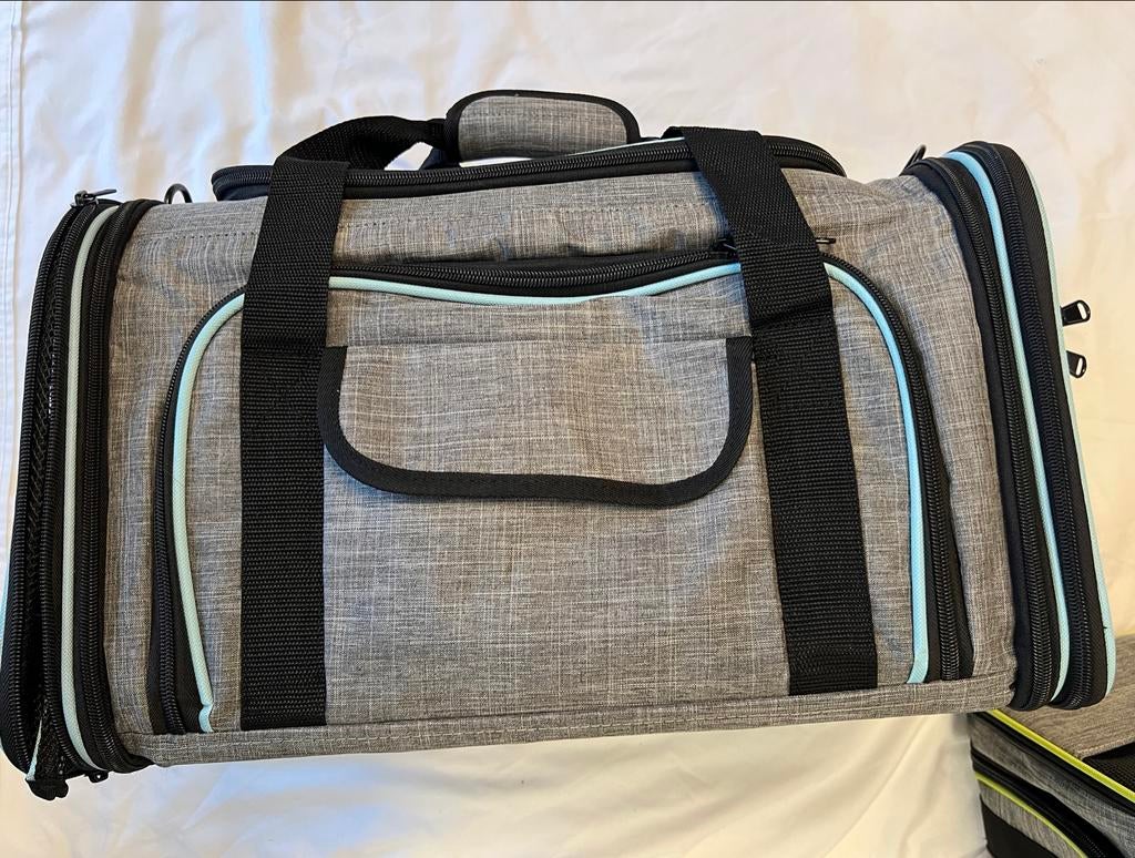Siivton airline pet carrier, gray, expandable, used once, Dieren en Toebehoren, Transportboxen, Zo goed als nieuw, Ophalen of Verzenden