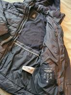 Mooie donkerblauwe winterjas - zo goed als nieuw!, Kinderen en Baby's, Kinderkleding | Maat 152, Ophalen, Zo goed als nieuw