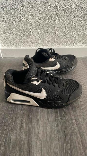 Nike air max maat 36,6 beschikbaar voor biedingen