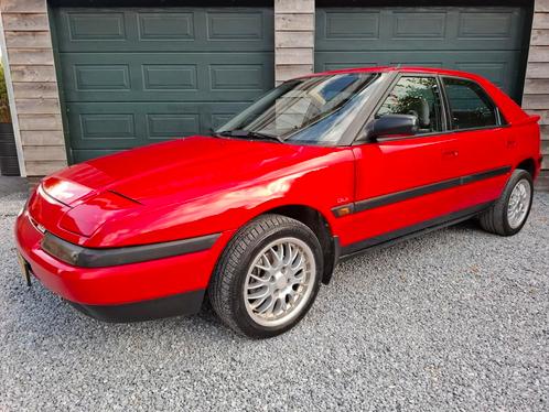 Mazda 323F 1,6i GLX, apk 18 juni 2027, zeer mooie auto!, Auto's, Mazda, Bedrijf, Centrale vergrendeling, Lichtmetalen velgen, Radio