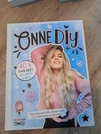 OnneDi DIY boek - 40x leuke knutselideeën!, OnneDi, Ophalen of Verzenden, Zo goed als nieuw, Scrapbooking en Knutselen