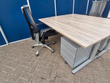 40x Steelcase bureau nieuwe bladen ( ook kasten ed te koop - afbeelding 12