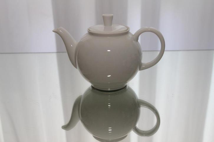 Theepotje van Arzberg, Form 1382, Huis en Inrichting, Keuken | Servies, Zo goed als nieuw, Bord(en), Wedgwood, Aardewerk, Ophalen