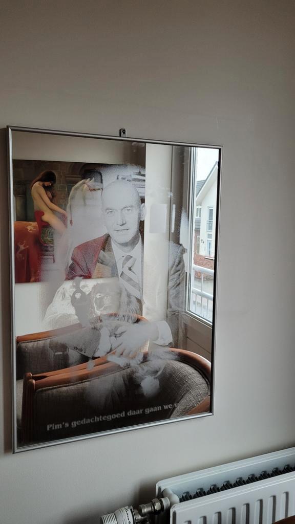Spiegel met afbeelding Pim Fortuyn, Huis en Inrichting, Woonaccessoires | Spiegels, Gebruikt, 50 tot 75 cm, Minder dan 100 cm