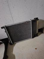 BMW E30 Radiateur + Kap, Auto-onderdelen, Ophalen, Gebruikt, BMW