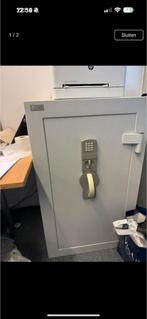 Kluis sistec, Ophalen, Zo goed als nieuw