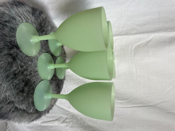 groene wijnglazen (7 stuks), Verzamelen, Glas en Borrelglaasjes, Zo goed als nieuw, Overige typen, Ophalen