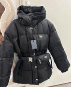 Prada jas, Ophalen, Nieuw, Maat 38/40 (M), Zwart