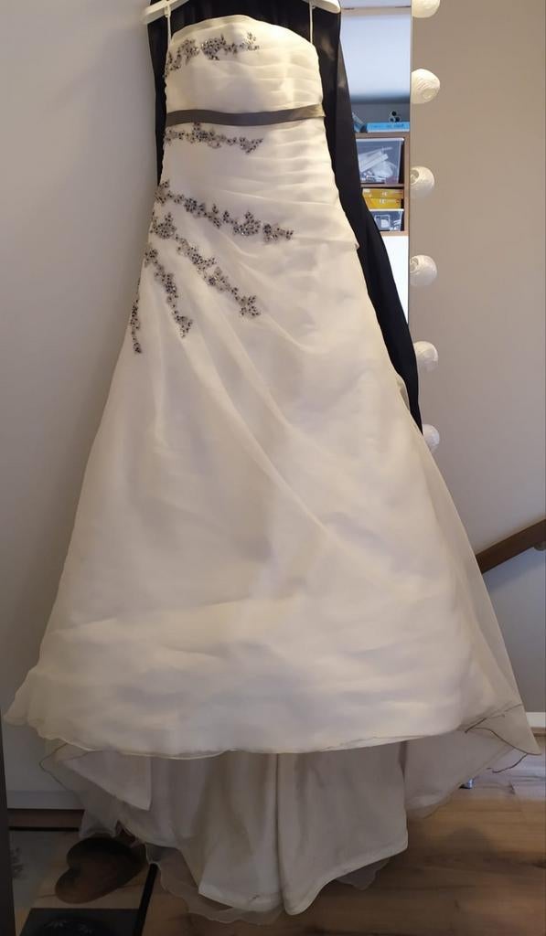 Trouwjurk maat 38 (gebruikt), Ophalen, Gedragen, Wit, Trouwjurk