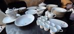 Frans Porseleinen Servies - Compleet!, Huis en Inrichting, Keuken | Servies, Gebruikt, Ophalen of Verzenden, Overige stijlen, Porselein