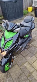 Yamaha aerox bouwjaar 2015, Ophalen of Verzenden, Zo goed als nieuw, Benzine, Aerox