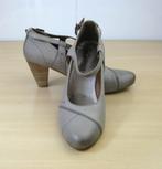 Nieuw Go Shoes leer beige taupe schoenen met hak mt 41, Go Shoes, Beige, Nieuw, Ophalen of Verzenden
