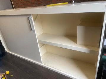 Slaapkamerkast roomdivider beschikbaar voor biedingen