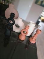 Diverse vazen en kandelaars, Ophalen