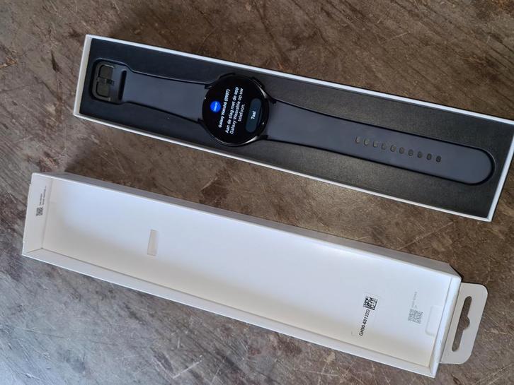 Samsung Galaxy Watch6, Sieraden, Tassen en Uiterlijk, Sporthorloges, Nieuw, Android, Zwart, Hartslag, Slaap, Ophalen of Verzenden