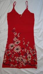 Leuke rode KING LOUIE jurk met witte bloemen, Ophalen, Knielengte, King Louie, Maat 36 (S)