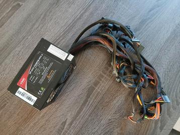 Spire 750W pc voeding (PSU) te koop beschikbaar voor biedingen