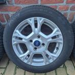 Orgineel ford velg 6j-15 inch et 40 met winter en zomerbande, Auto-onderdelen, Banden en Velgen, Ophalen, 15 inch, Banden en Velgen