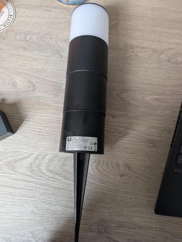 Tuinlamp beschikbaar voor biedingen