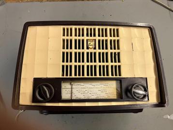 Philips BX 156U/135U bakeliet radio beschikbaar voor biedingen