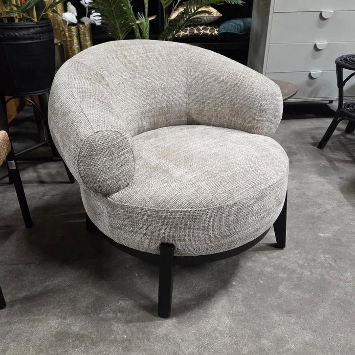 Fauteuil Montana Chenille, kleur Desert Richmond Interior, Huis en Inrichting, Fauteuils, Nieuw, 50 tot 75 cm, Ophalen