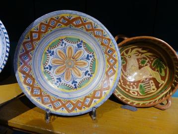 majolica schotel  vermoedelijk Verstraeten  Haarlem beschikbaar voor biedingen
