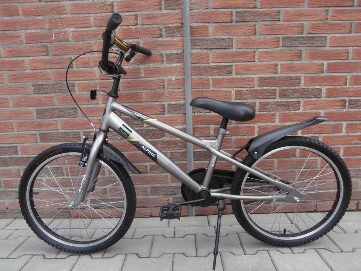 ALS NIEUWE Alpina Comet 20 inch met nieuwe banden, Fietsen en Brommers, Fietsen | Jongens, Zo goed als nieuw, 20 inch, Handrem