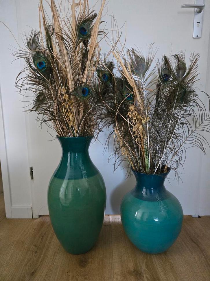 2 grote hoge vazen inclusief droogbloemen en pauwveren, Huis en Inrichting, Woonaccessoires | Vazen, Zo goed als nieuw, Blauw